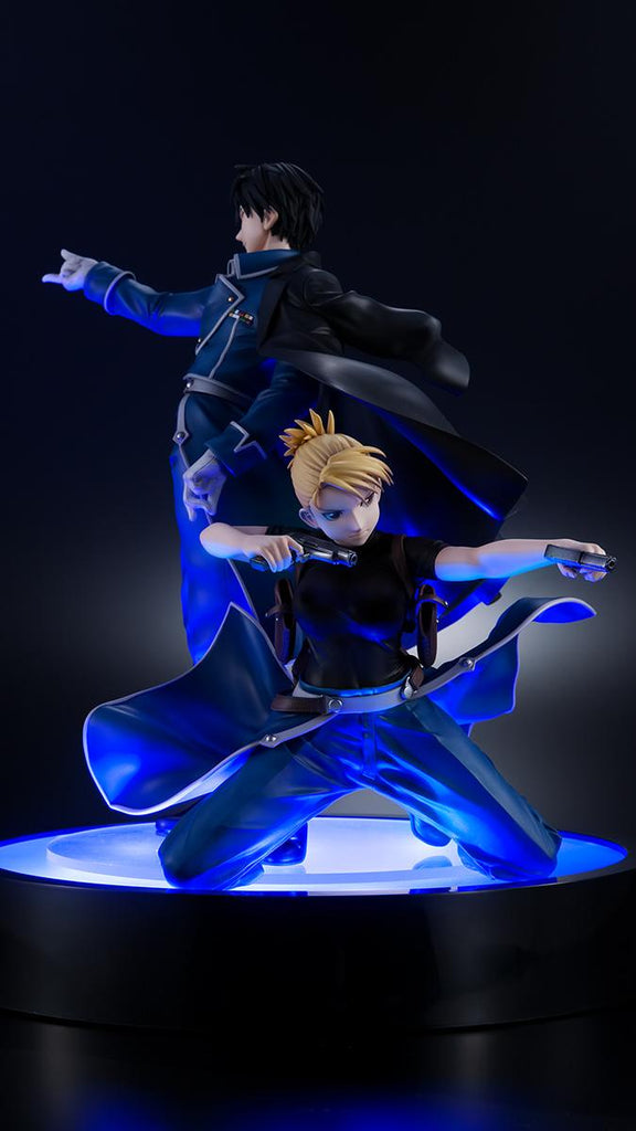 Fullmetal Alchemist: Brotherhood Roy Mustang & Riza Hawkeye 15th Anniversary Figure Set