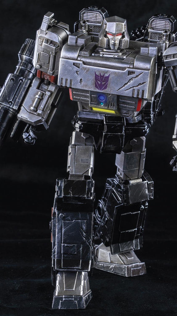 Transformers DLX Collectible Figure: Megatron from War for Cybertron Trilogy
