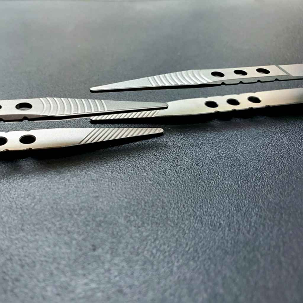 Bear Head Titanium Alloy Tweezers – CNC Precision EDC Tool