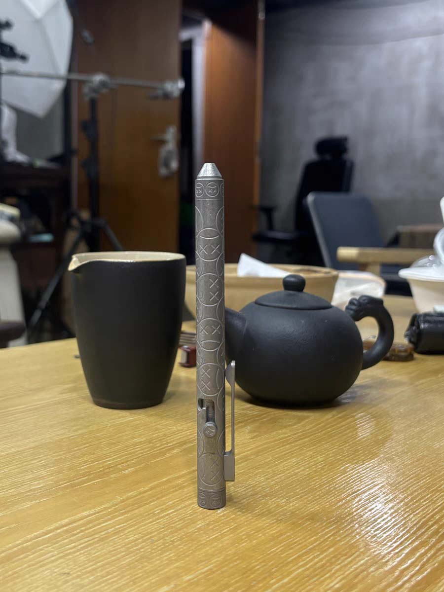 Full-Body CNC Carved TC4 Titanium EDC Writing Tool (0.7mm G2 Refill)