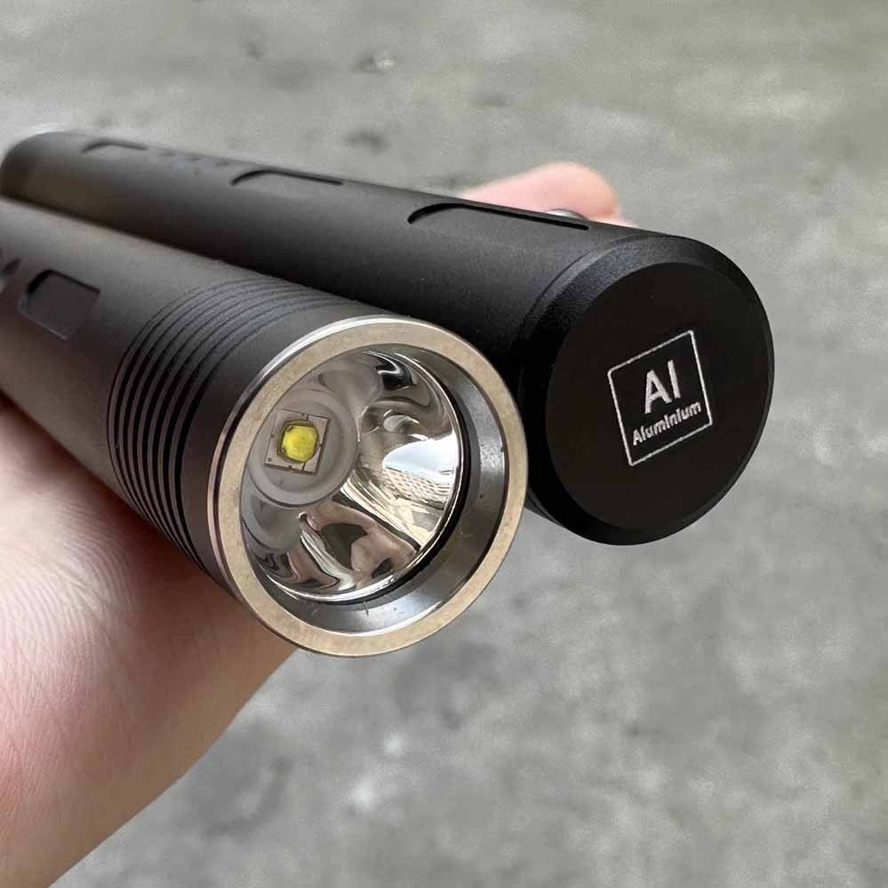 Lightning Bolt-Action Flashlight – EDC Aluminum Tactical Pen Light (AA  14500 Battery)