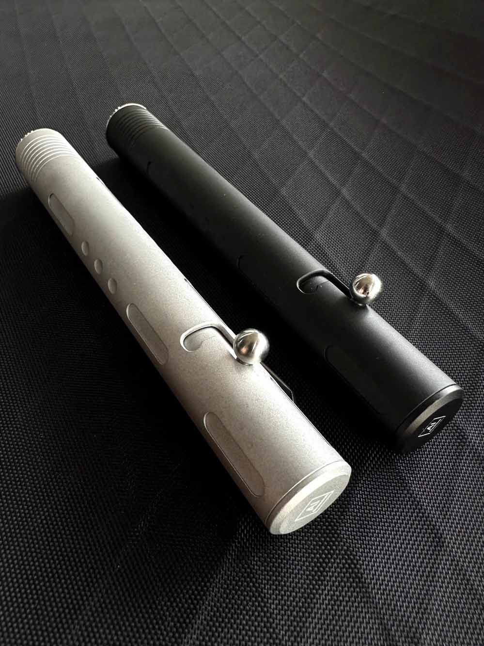 Lightning Bolt-Action Flashlight – EDC Aluminum Tactical Pen Light (AA  14500 Battery)